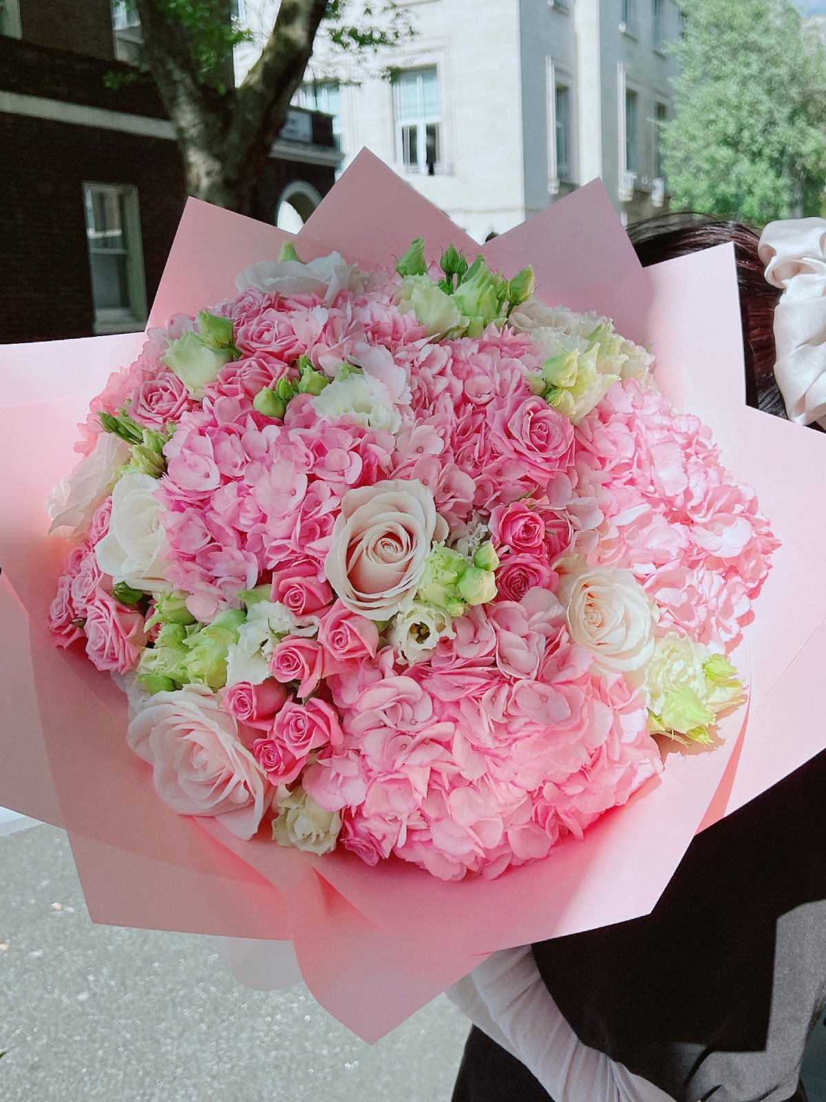 Sweet Bliss Pink Beautiful Flower Bouquet SameDay London Delivery